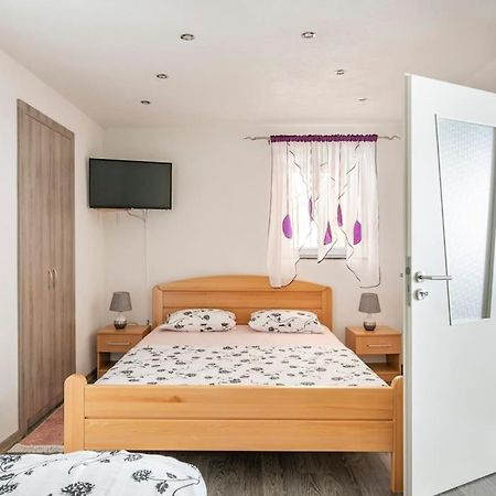 Studio Apartment Grgic Šibenik Buitenkant foto
