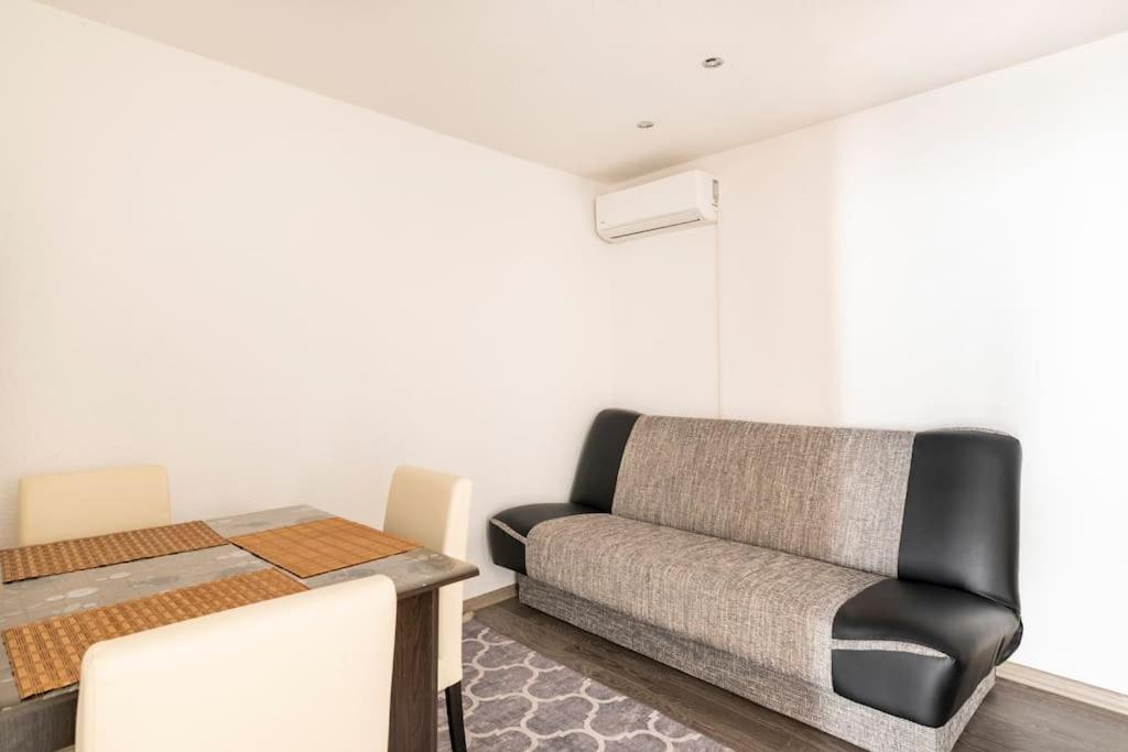 Studio Apartment Grgic Šibenik Buitenkant foto