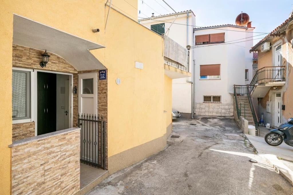 Studio Apartment Grgic Šibenik Buitenkant foto